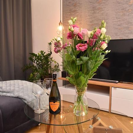Apartamento Good Feeling Rynek Breslavia Exterior foto